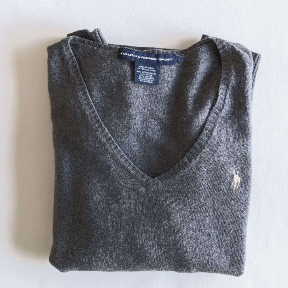 Ralph Lauren Grey Wool V-Neck Sweater (Women's M)